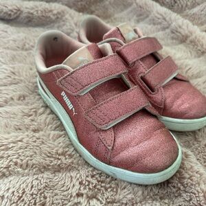 🩷PUMA Kids Pink Sneakers🩷